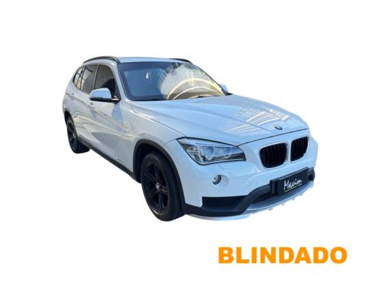 BMW X1 2.0 16V TURBO ACTIVEFLEX SDRIVE20I 4P AUTOMÁTICO BMW X1 2.0 16V TURBO ACTIVEFLEX SDRIVE20I 4P AUTOMÁTICO
